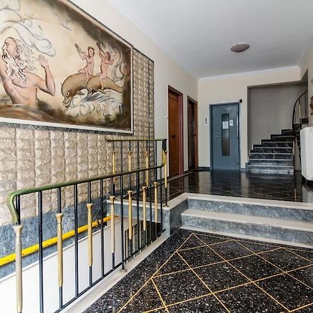 Kelly'S Urban Home - 5 Mins Walk To Acropolis Atena Exterior foto