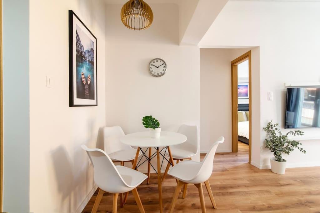 Kelly'S Urban Home - 5 Mins Walk To Acropolis Atena Exterior foto